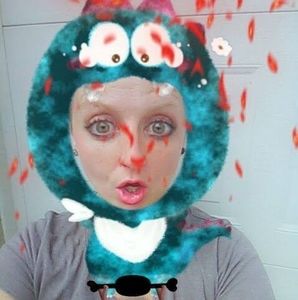 Meet your Posher, Kelly